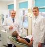 Atlikta pirmoji Lietuvoje artroskopinė smilkinio apatinio žandikaulio sąnario operacija