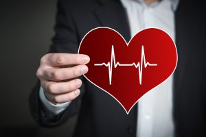 Kardiologė: širdies infarktą paankstina pokyčiai, kurie nesukelia skausmo